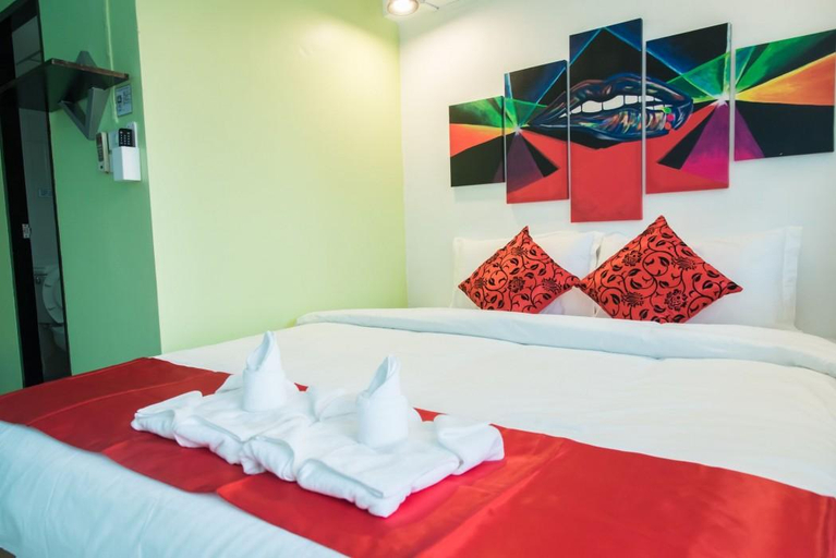 Bedroom 3, Happio, Phra Nakhon
