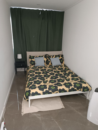 Bedroom 2, Plaza Caparica Hostel, Almada