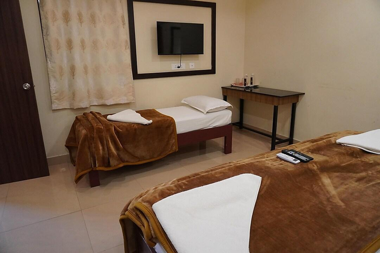Others 3, Hotel VR Grand In, Nellore, Nellore