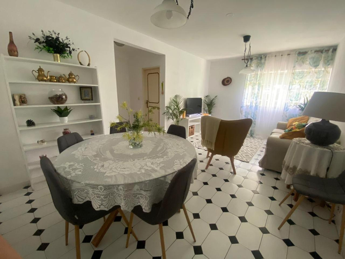 Others 4, Bedroom Tranquility, Loures