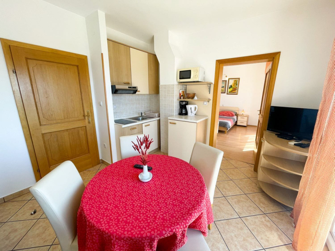 Others 4, Apartman Kira 1, Crikvenica