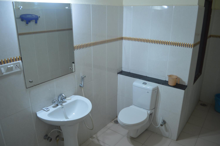 Bathroom 3, HOTEL CITY PALACE, Ganjam