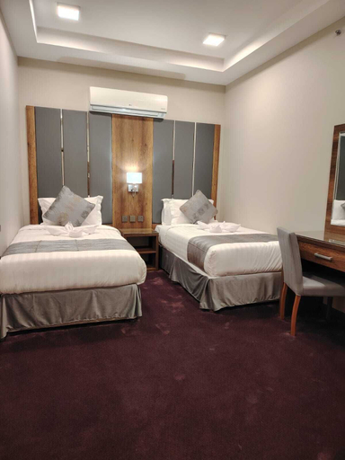 Bedroom 4, Golden Season Hotel - AR Rass