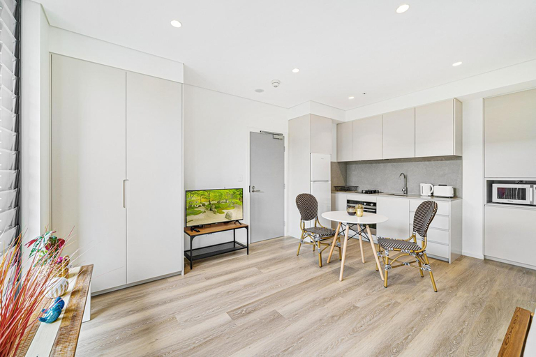 Dining Room 10