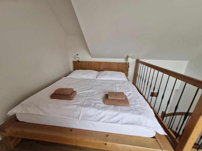 Others 3, Restaurace - Apartmany Bobule, Břeclav