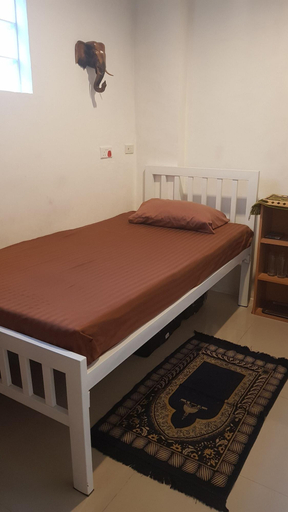 Bedroom 3, Sam's Place, Phaya Thai