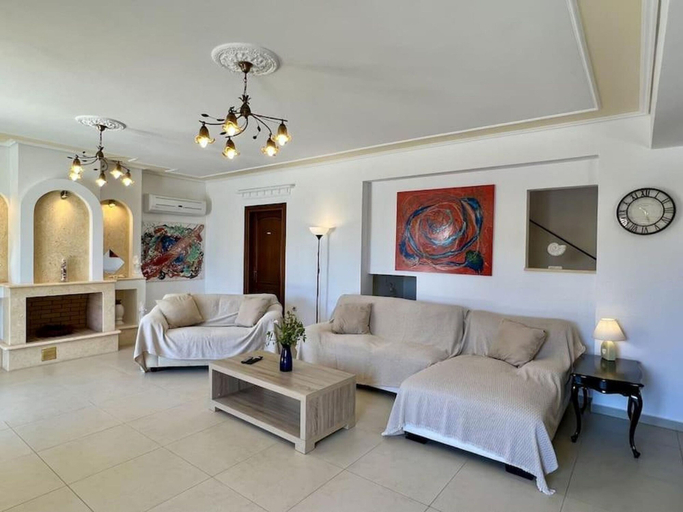 Room 4, Villa Allegra in Tzamarelata, Ionian Islands