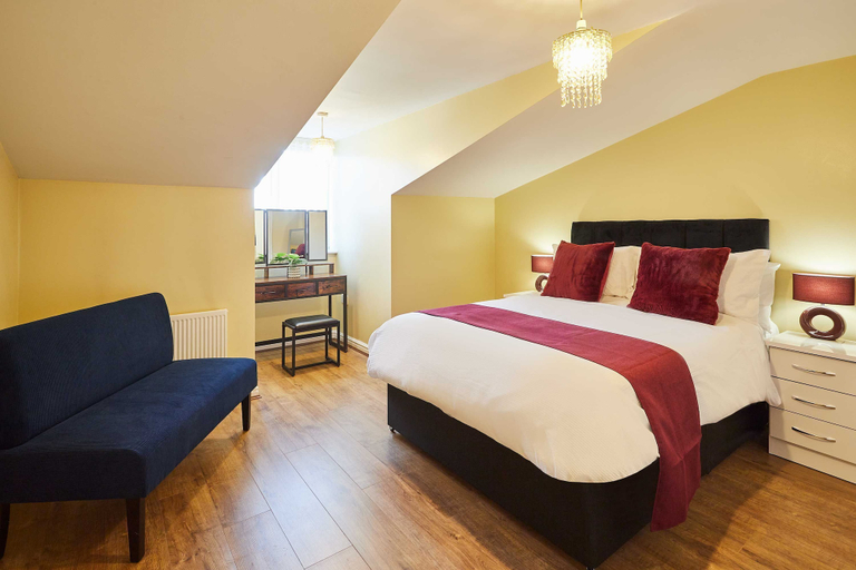 Room 5, Host Stay Abigail s Apartment, Wolverhampton