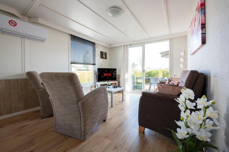 Others 3, Bicycle Storage - Close to Efteling & Safaripark Beekse Bergen & Parking!, Oisterwijk