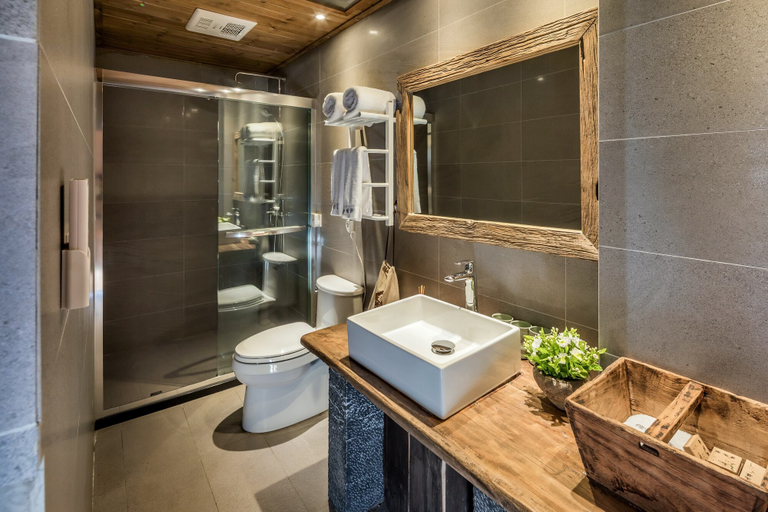 Bathroom 4, My Love Inn, Lijiang