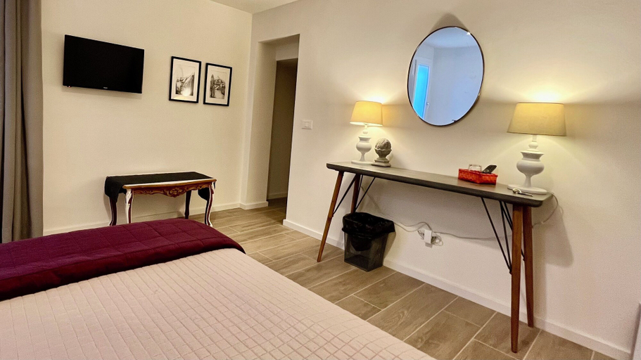 Room 4, Castelfiore, Bologna