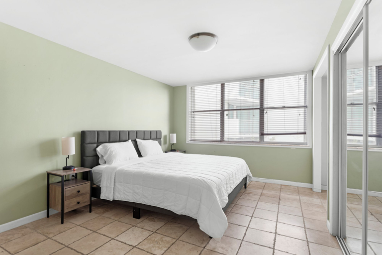 Others 1, Bay Harbor Sunset Apt 3B, Miami-Dade