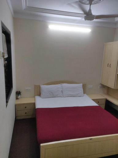 Bedroom, Hotel Hira Palace, Mumbai City