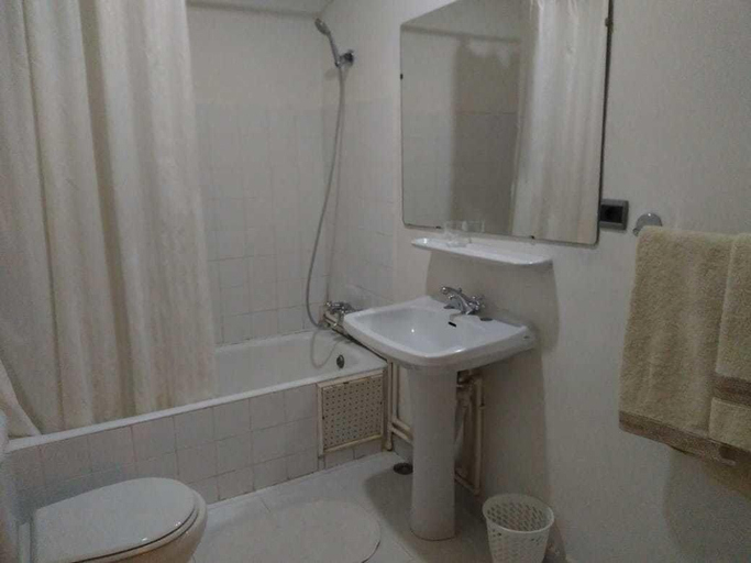 Bathroom, Hotel Royal, Oujda Angad