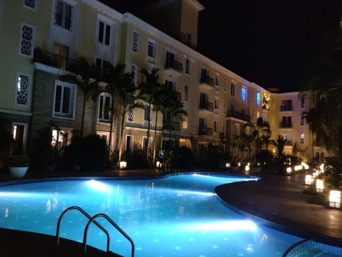 Swimming Pool 6