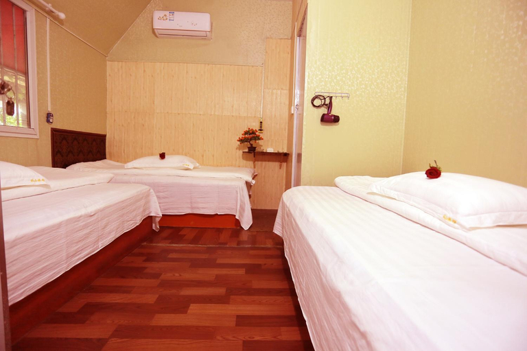 Others 3, Wudang Mountain Xianshan Inn (Inside Scenic Area), Shiyan
