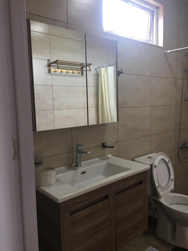 Others 5, Vaxo hause, Kobuleti