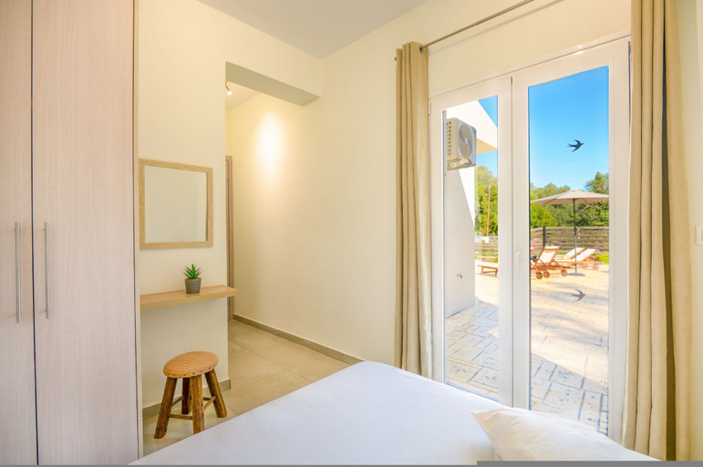 Room 3, Villa Kambos Saint Stephanos, Ionian Islands