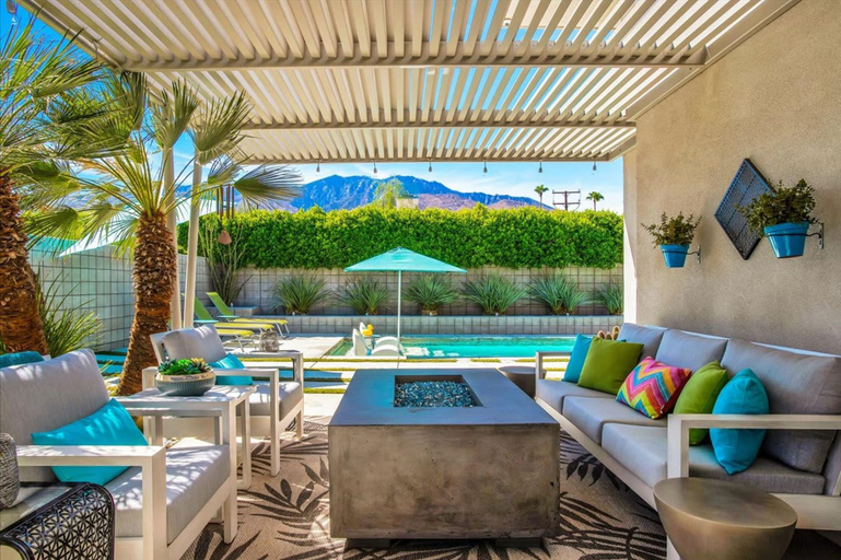 Room 3, Hidden Gem in Palm Springs, Riverside