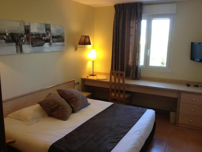 Bedroom 2, Logis Hotel Le Mas De Mon Pere, Ardèche