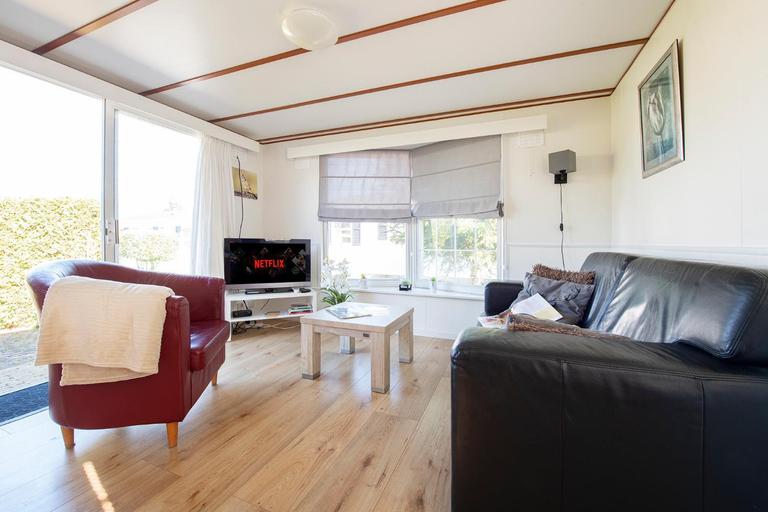 Others 4, Bicycle Storage - Close to Efteling & Safaripark Beekse Bergen & Parking!, Oisterwijk