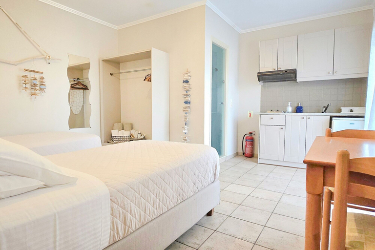 Room 2, Corfu Apt in Gaios With 1 Bedrooms and 1 Bathrooms, Ionian Islands