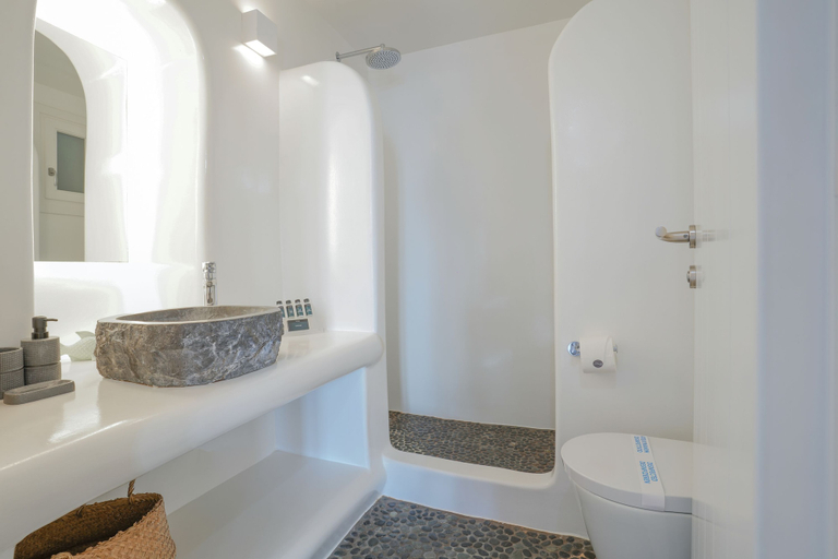 Room 3, Mykonos 22 Superb Town Penthouse With Jacuzzi Spa, South Aegean