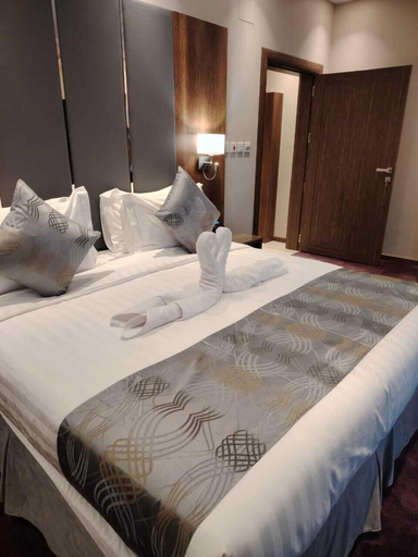 Bedroom 2, Golden Season Hotel - AR Rass