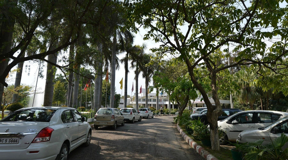 Exterior & Views, Tilyar Hotel And Resort, Rohtak