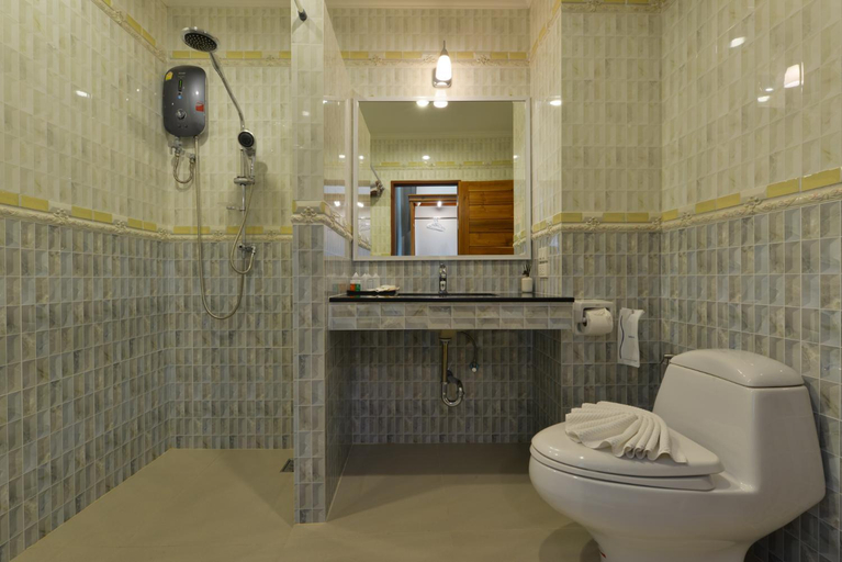 Bathroom 4, Princess River Kwai, Muang Kanchanaburi