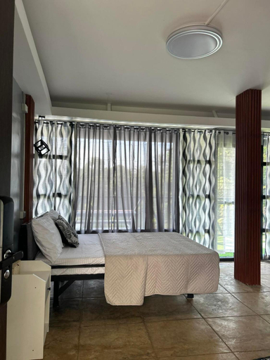 Bedroom 2, Isla Del Antoño, Lumban