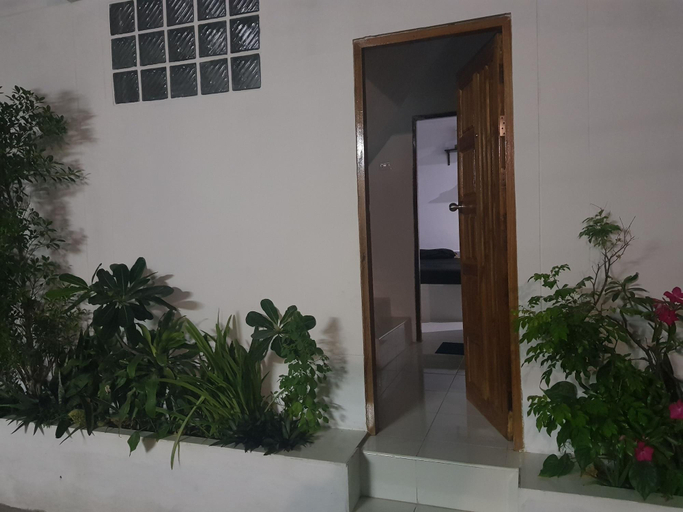Public Area 2, Sam's Place, Phaya Thai