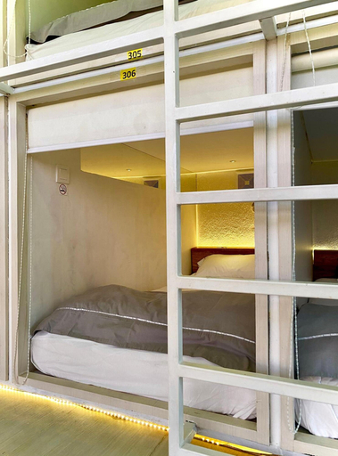 Bedroom 13
