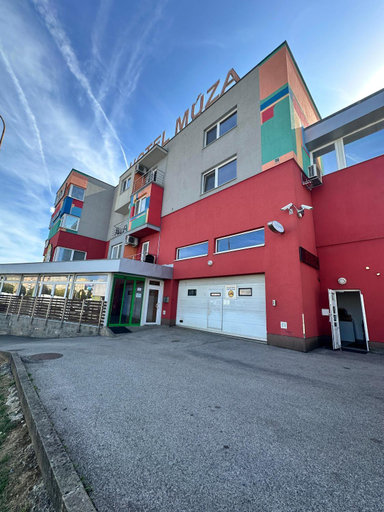 Exterior & Views 1, Garni Hotel Muza, Košice IV