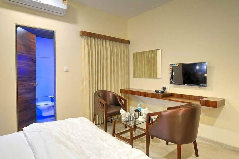 Others 3, Hare Krishna Hotel, Navsari