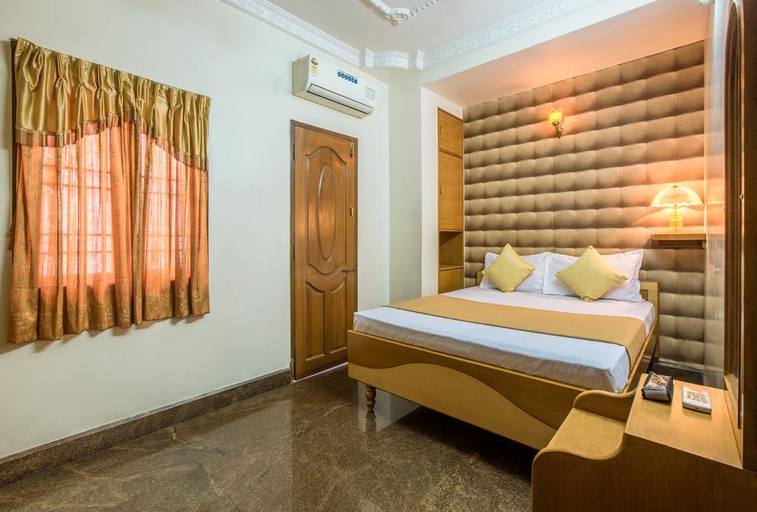 Bedroom 2, Hotel Sri Sai Park, Chennai