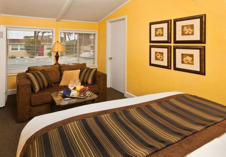 Bedroom 3, Sea Breeze Inn & Logde, Monterey