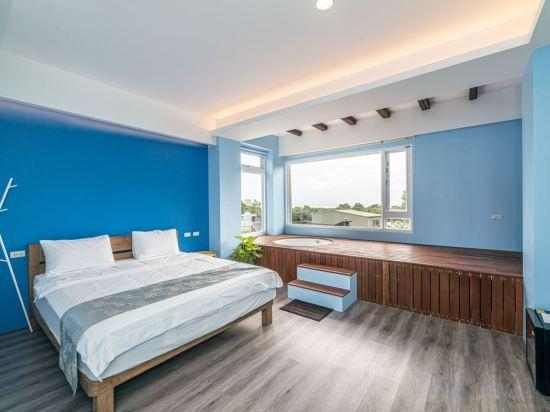 Others 5, Sleep on Beach, Yilan