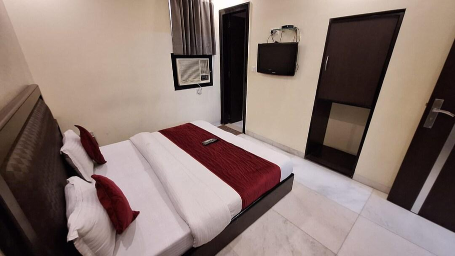 Bedroom 3, Hotel Kingston Park, Delhi