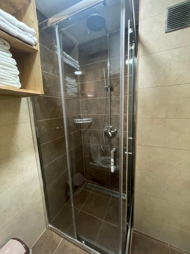 Bathroom 3, Brvnare Sekulic, Bajina Bašta