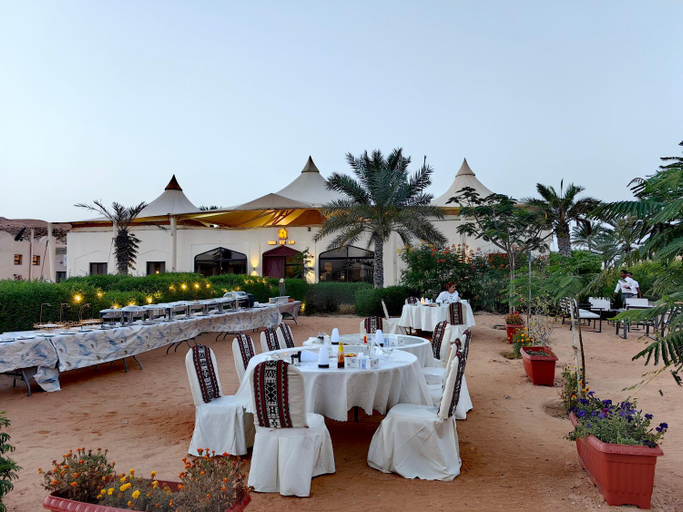 Food & Drinks 2, Desert Rose Camp, Biddiya