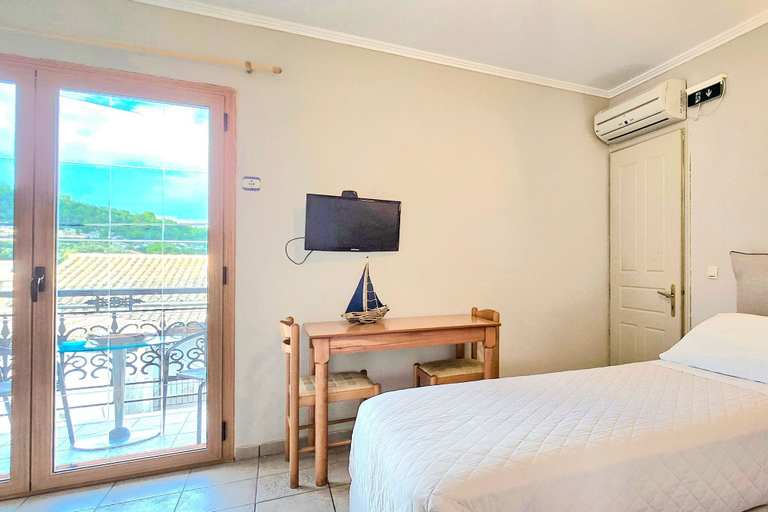 Room 3, Corfu Apt in Gaios With 1 Bedrooms and 1 Bathrooms, Ionian Islands