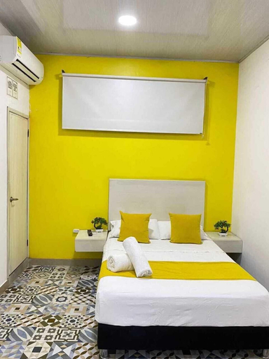 Others 4, Believer Hostel, Santa Marta (Dist. Esp.)