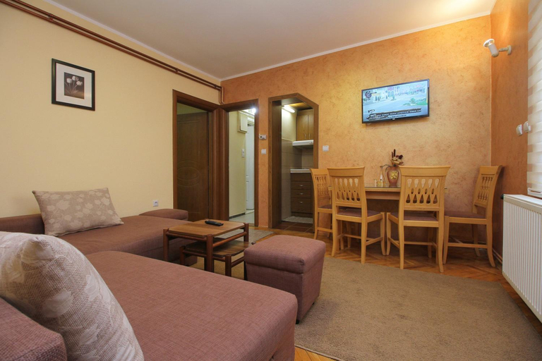 Others 4, Apartmani Milekic, Čajetina