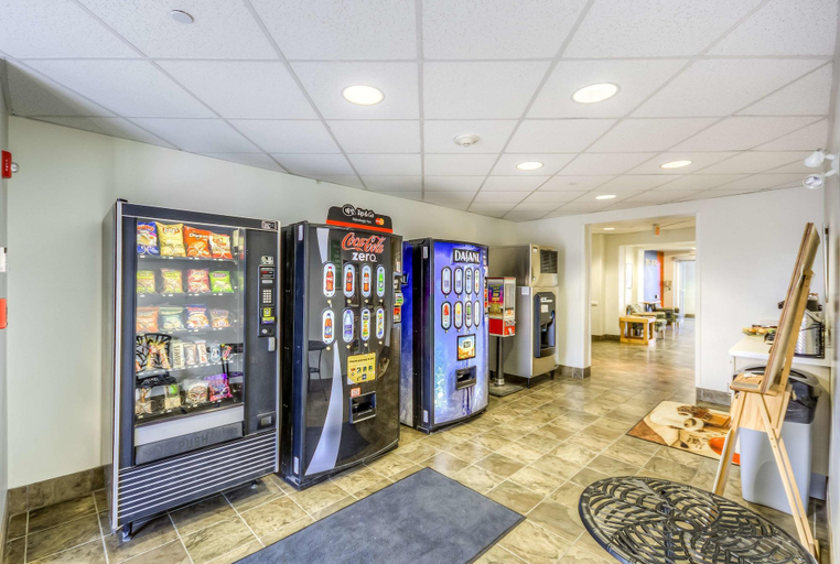 Public Area 2, Super 8 by Wyndham Estevan, Division No. 1