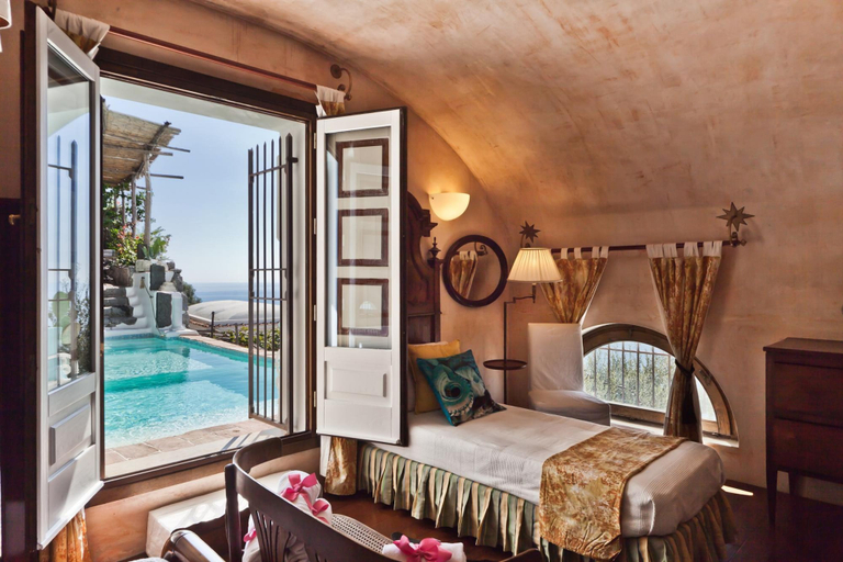 Room 5, Villa Venusta - Majestic Villa With Pool, Salerno