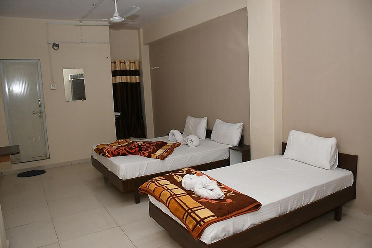 Bedroom 2, Hotel Nawanagar Residency, Jamnagar