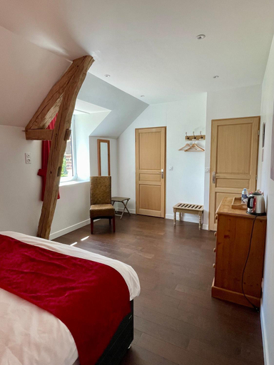Bedroom 2, Les Colas, Yonne