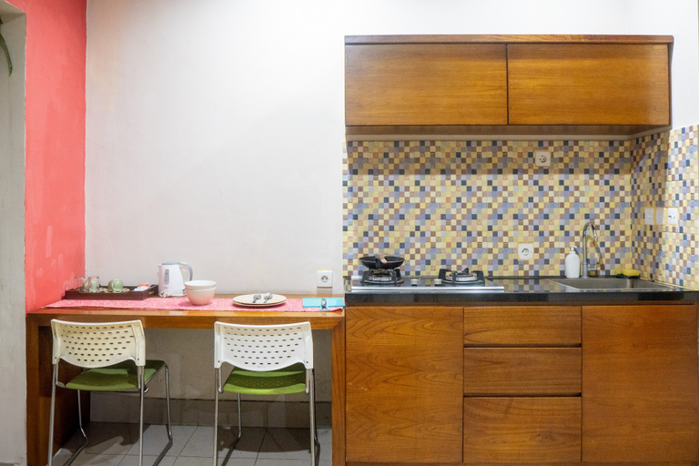 Dining Room 10
