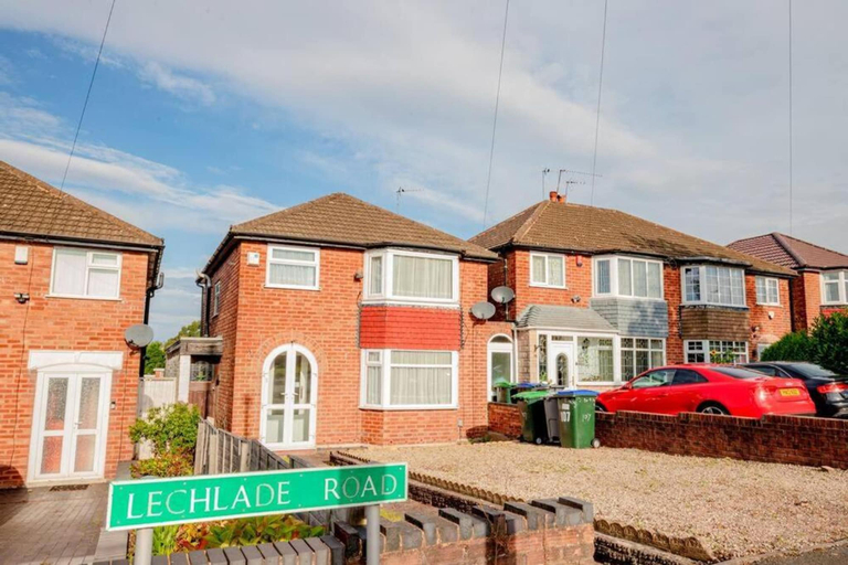 Room 3, Host Stay Lechlade, Sandwell